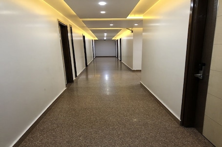 Wohnbereich. Hotel Mukund Residency