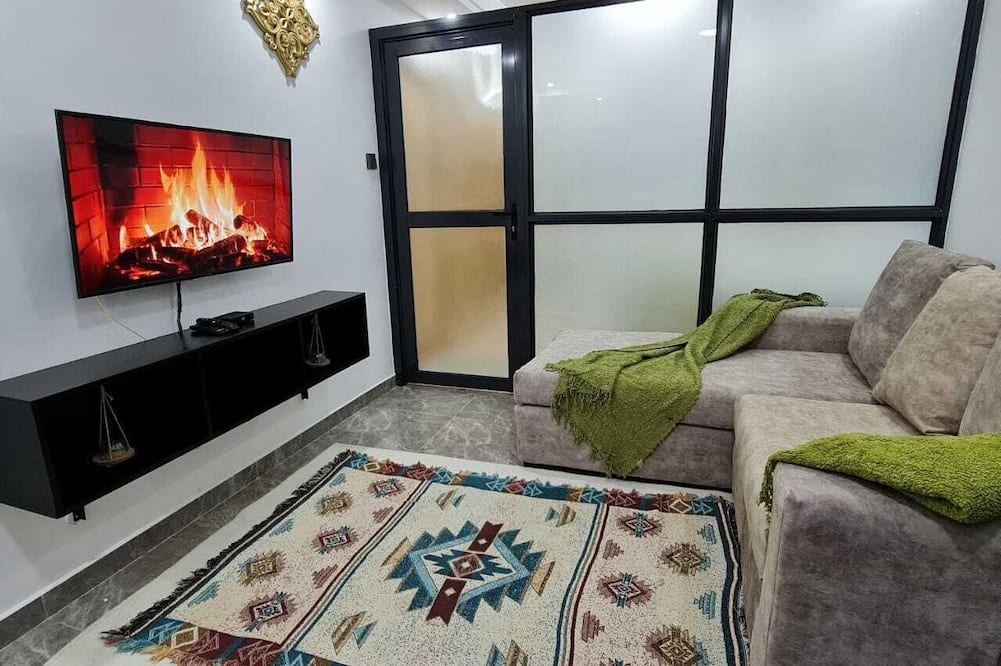 Zolani home