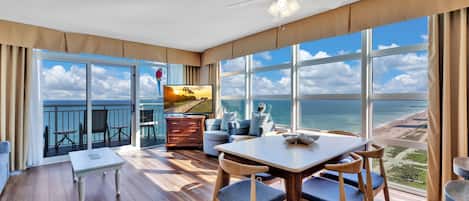 Signature Condo, 2 Bedrooms, Ocean View, Oceanfront | Living room | Smart TV
