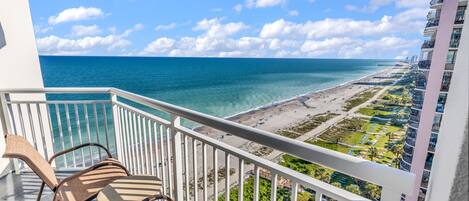 Signature Condo, 2 Bedrooms, Ocean View, Oceanfront | Balcony