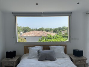 3 chambres, fer et planche Ă repasser, Wi-Fi gratuit, draps fournis