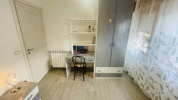 Apartemen, 2 kamar tidur, Boleh Merokok, balkon | Interior