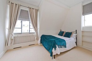 Apartment, 2 Bedrooms | 2 bedrooms - Stylish London Getaway In The Heart Of The City (London)