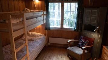 3 slaapkamers, een strijkplank/strijkijzer, wifi, beddengoed