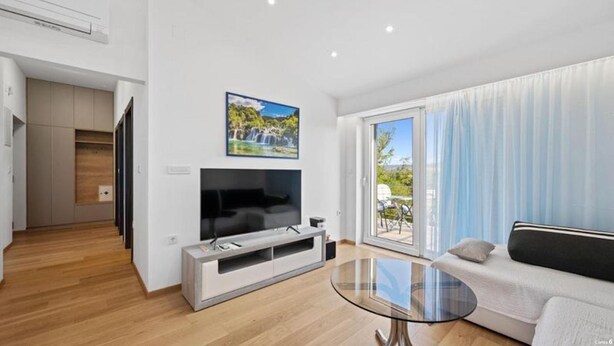 Villa, 6 soverom, røyk, privat basseng | Oppholdsområde