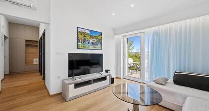 "villa Eros Sibenik With Pool"