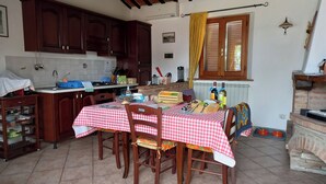 Villa, 2 Bedrooms, Smoking, Private Pool | Interior