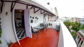 Suite# PH-1 (With Terrace) | Terrace/patio