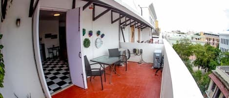 Suite# PH-1 (With Terrace) | Terrace/patio