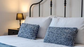 Apartment | 2 bedrooms, iron/ironing board, travel cot, WiFi