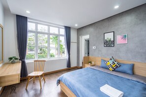 4 dormitorios, escritorio, tabla de planchar con plancha y wifi gratis