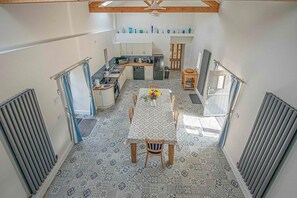 Ferienhaus, Mehrere Betten | Eigene Küche | Kühlschrank, Mikrowelle, Ofen, Herdplatte