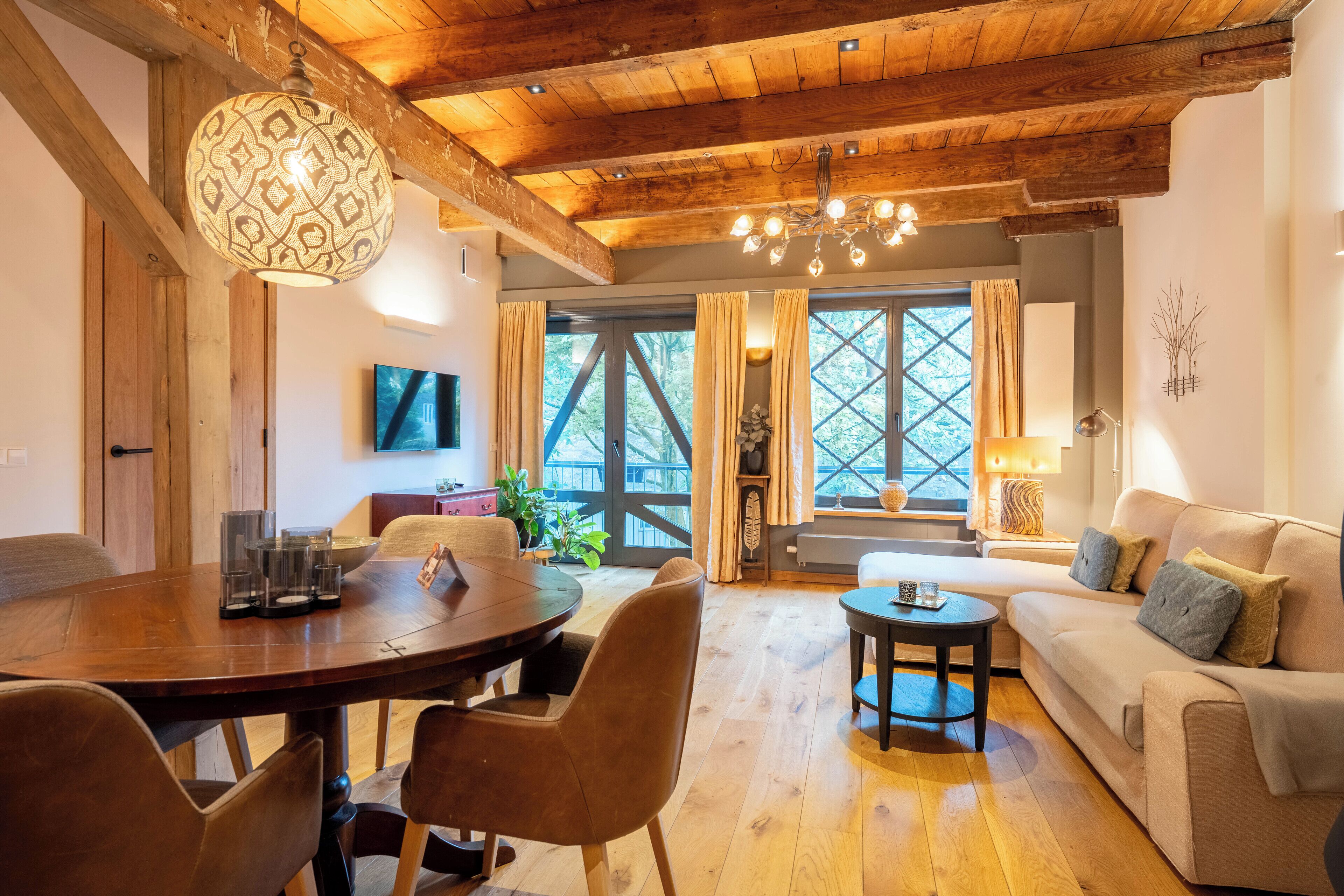 Boerhaave Apartment 5 | Individualmente decorados, individualmente mobiliados