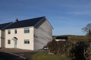 Exterior - Brecon Beacons Cottage with Stunning Country Views (Myddfai)