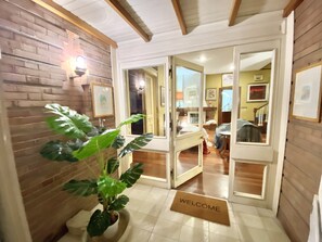 Immagine non classificata, 5 di 69, pulsante