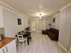 Apartment, 1 Queen Bed with Sofa bed | Living room