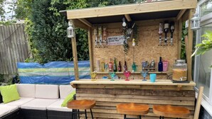 Pool - Urban Retreat Hot Tub Bar Ev Charger (Smethwick)