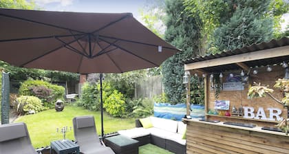 Urban Retreat Hot Tub Bar Ev Charger
