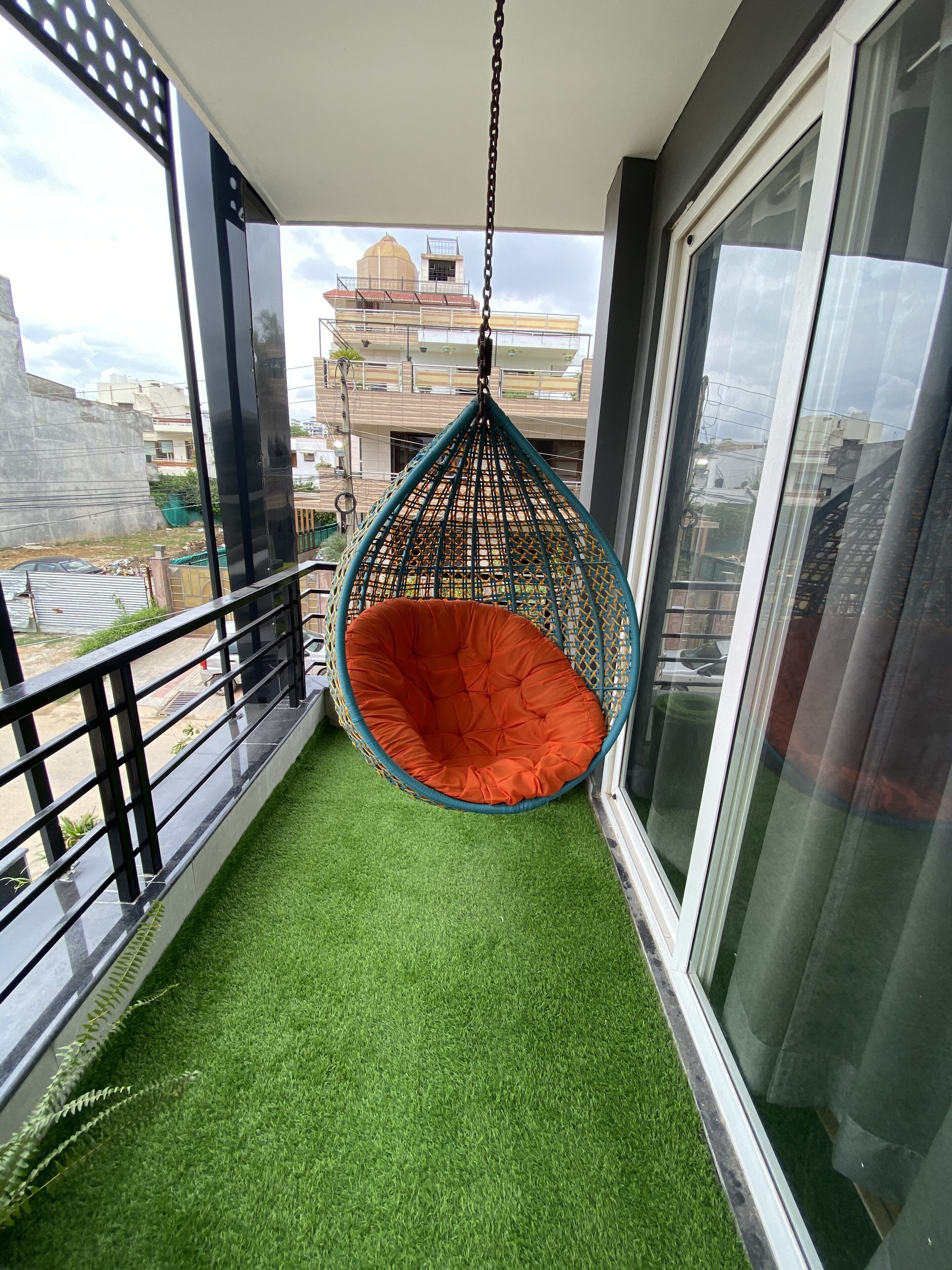 Executive Studio Suite