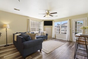 Condo, Multiple Beds, Hot Tub, Garden View | Living room | 40-inch TV with cable channels - Cozy Creek Cottage (Branson)