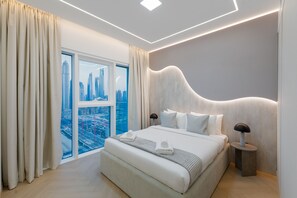 2 bedrooms, iron/ironing board, WiFi - Lavish 2BR with Spectacular Sea Views (Dubai)