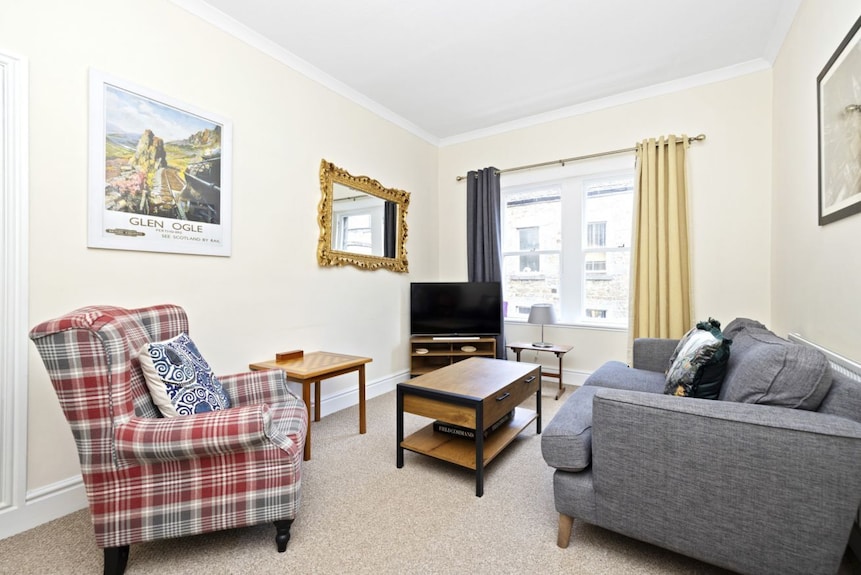 Modern Flat On Rose Street - Edinburgh