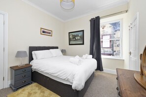 2 soverom, strykejern/-brett, wi-fi og sengetøy