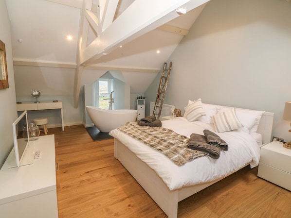 3 bedrooms, individually decorated, individually furnished, free WiFi - Fishermans Cottage (Bodorgan)