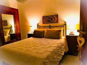 2 bedrooms, travel cot, free WiFi, bed sheets