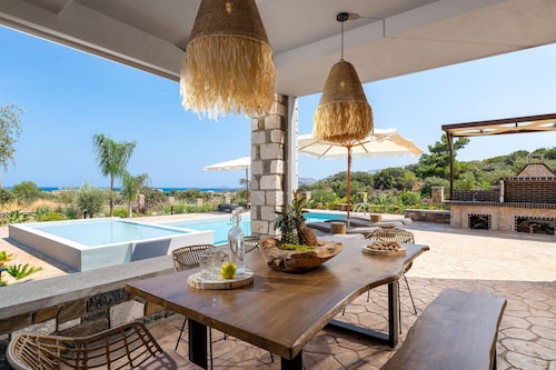 Villa Antheia in Kalathos