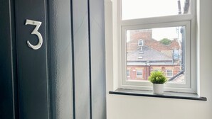 Apartment, Private Bathroom, City View (3 Saville Flat Sunderland) | Interior - City Center Top Floor Executive Flat (Sunderland)