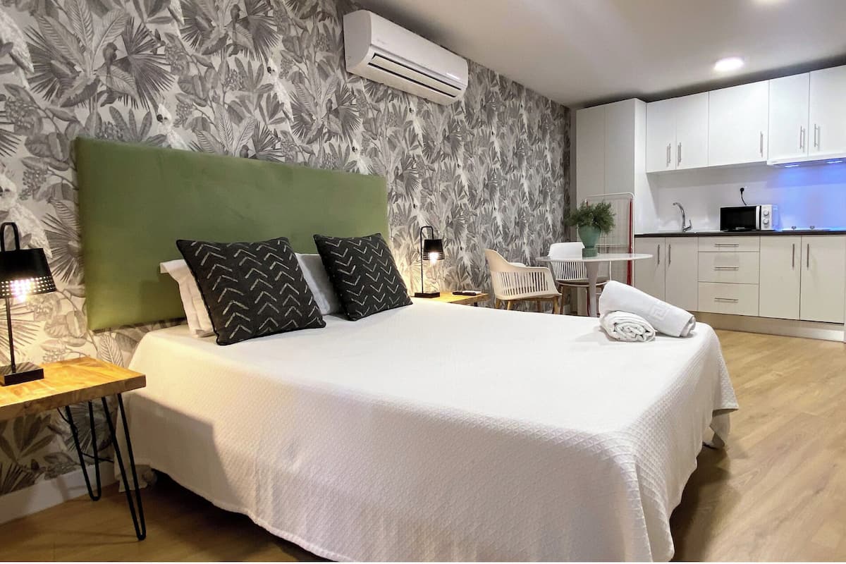 Studio - privat badrum | 1 sovrum