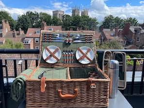 Luxe appartement, en-suite badkamer (Apartment 8) | Uitzicht vanaf balkon