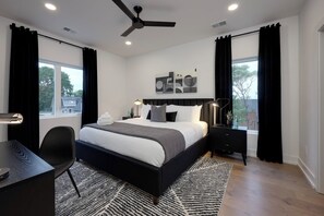 4 chambres, fer et planche à repasser, lit parapluie, Wi-Fi gratuit