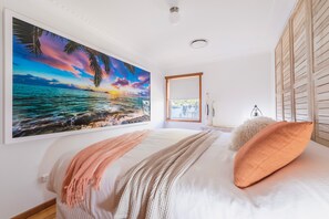7 bedrooms, desk, iron/ironing board, free WiFi