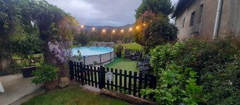 ATERPEA, accommodation space for 12 guests at Amaloka Holiday Home.