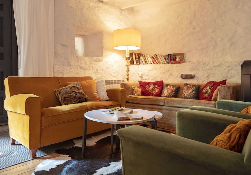 Aterpea, Accommodation Space For 12 Guests At Amaloka Holiday Home. - Basque Country