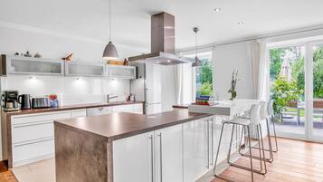 Fridge, microwave, toaster, highchair