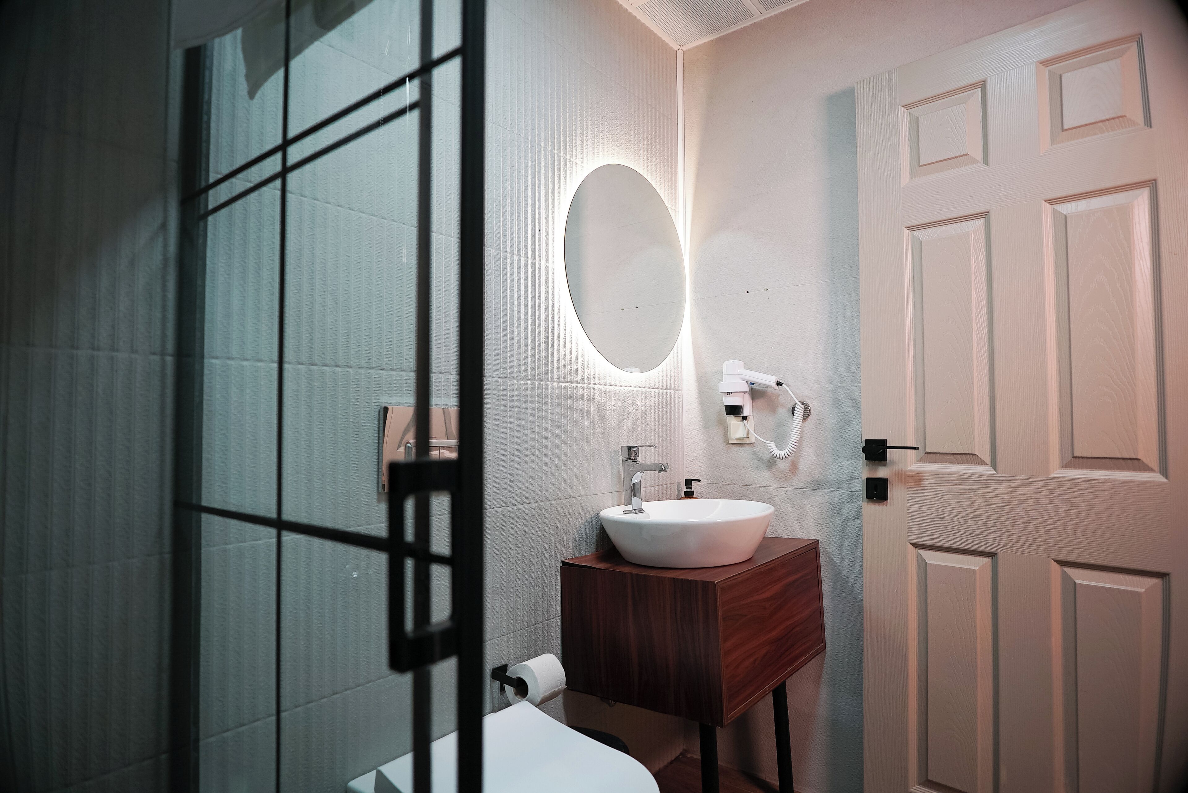 family room | bathroom | shower, rainfall showerhead, free toiletries, hair dryer