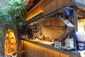 Snack bar