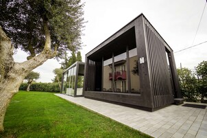 Ayurvedic treatments, massages