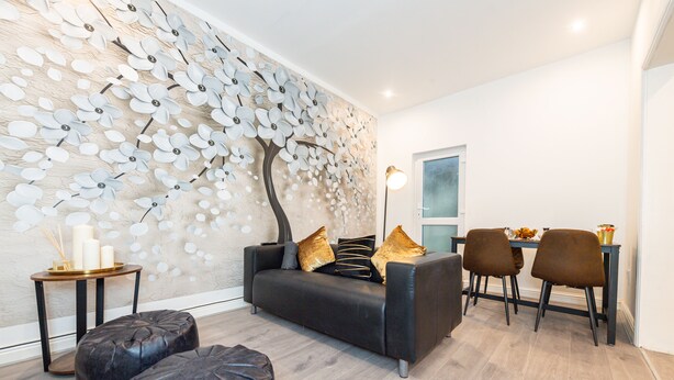 Interior - Cherry Blossoms Studio Apartment (Fairfield)