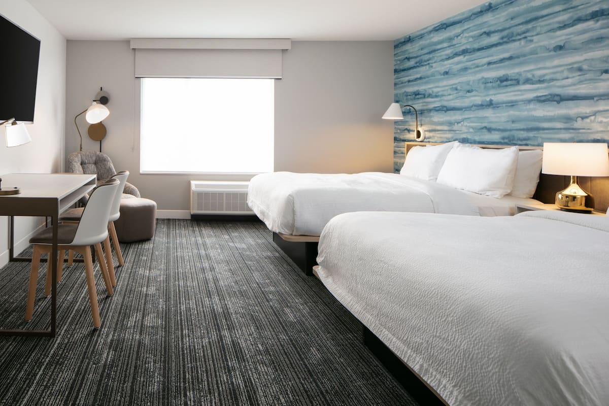 Blackout curtains, free WiFi, bed sheets