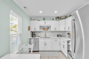 House, 2 Bedrooms | Private kitchen | Fridge, coffee/tea maker, toaster - Sea Pirate 5 2 Bedroom Home by RedAwning (Holmes Beach)