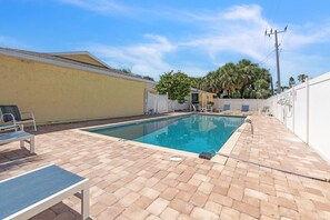 Nhà, 2 phòng ngủ | Hồ bơi