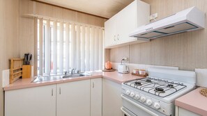 Fridge, microwave, oven, stovetop - Getaway to Cabin 49- this charming, cute cabin located in the Geographe Holiday Park (Broadwater)