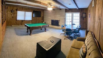 Spielezimmer