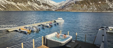 Bain à remous extérieur