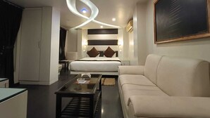 Executive Suite | WiFi (free) - Hotel Sheldon (Kolkata)