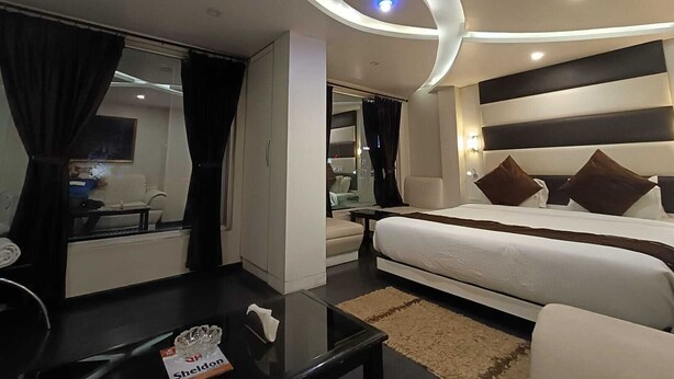 Executive Suite | WiFi (free) - Hotel Sheldon (Kolkata)